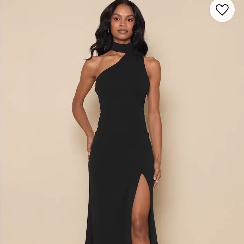 Lulu's Black One-Shoulder Slit Gown